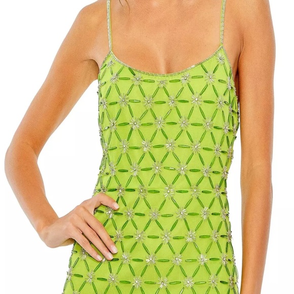 Mac Duggal Green Slip Mini Dress for Night Out - Picture 4 of 6